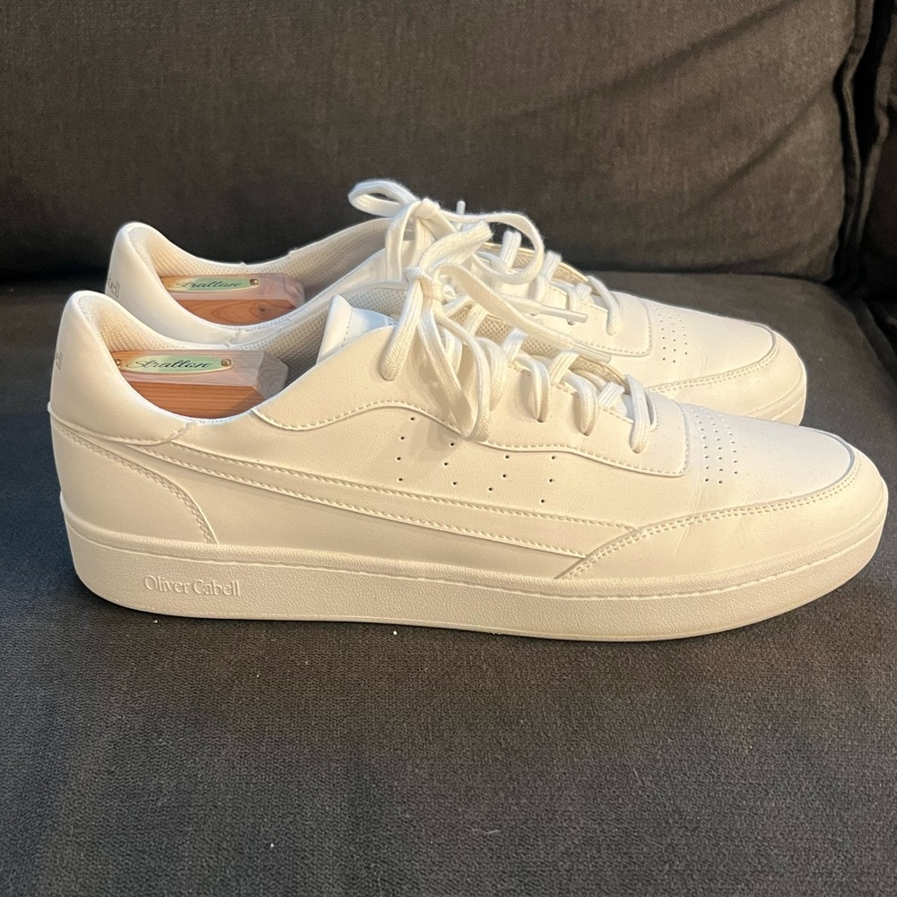 Oliver Cabell Men’s White Low-Top Leather Sneakers - US Mens 11